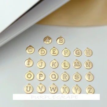 18-Каратный златно покритие микро-инкрустиран циркон 26 английски букви малка кръгла висулка направи си сам гривна колие с висулка, бижутериен материал